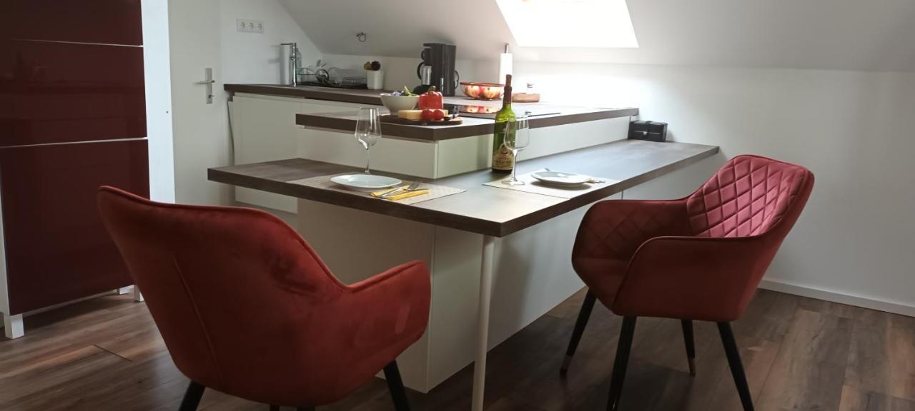 Hideaway Apartment Zell am Moos Luaran gambar